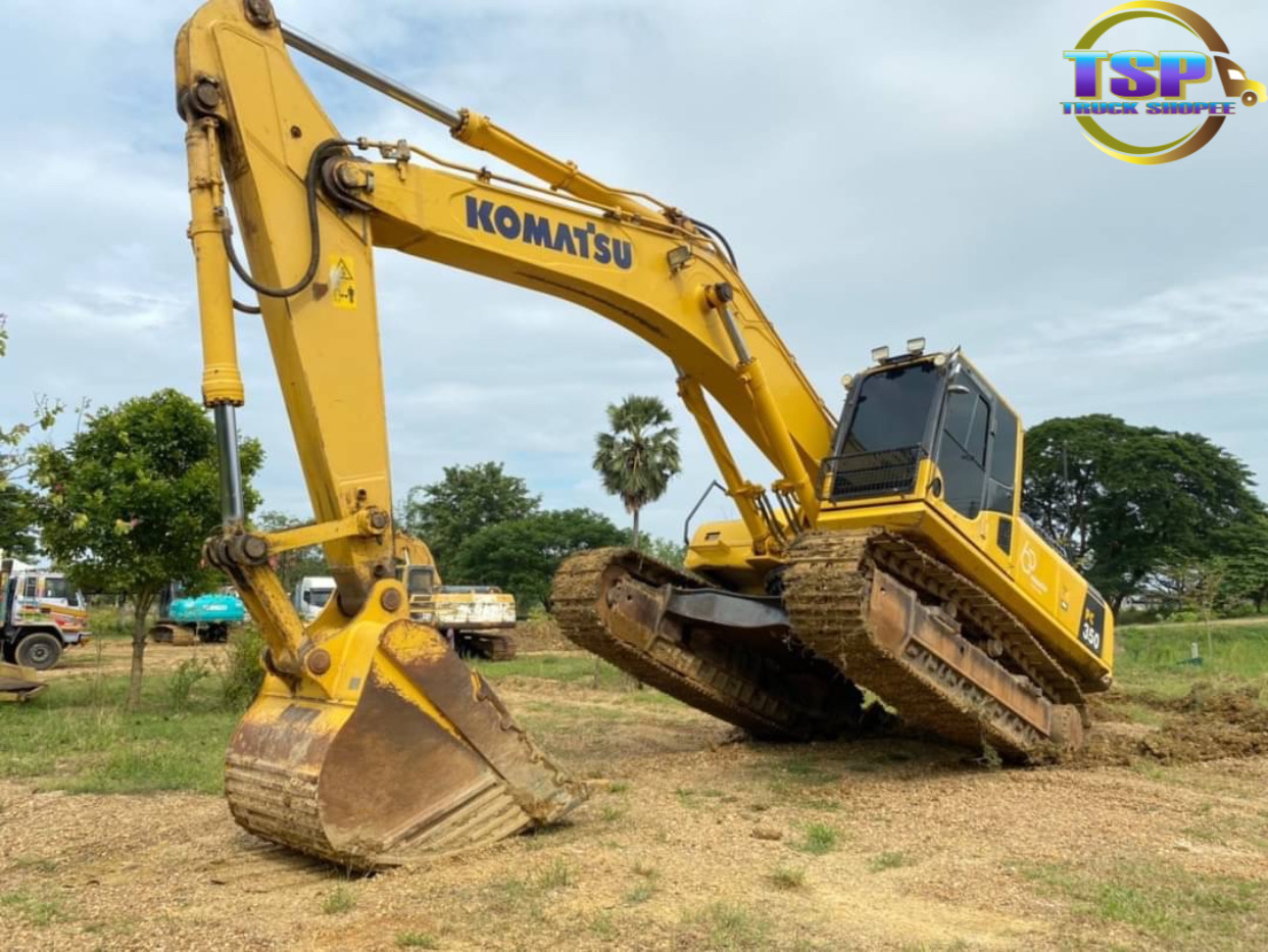 เล็กๆ ไม่ ใหญ่ ๆ เรามี 2,790,000 บาท KOMATSU PC350 รุ่น 8 MO กล้องหลัง จอเหลือง เอกสารพร้อม เล็กๆ ไม่ ใหญ่ ๆ เรามี 2,790,000 บาท KOMATSU PC350 รุ่น 8 MO กล้องหลัง จอเหลือง เอกสารพร้อม