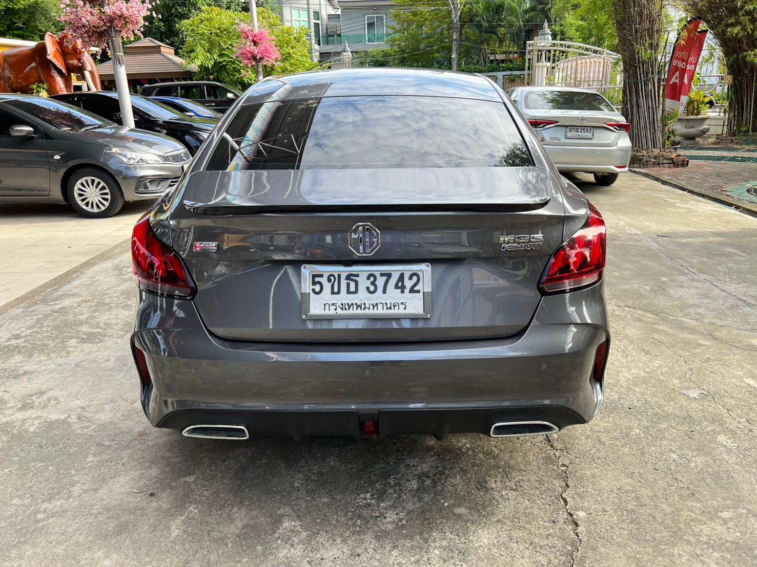 MG MG5 1.5 X 📞 โทร: 081-806-1242 (เก๋)
📱 LINE: kaee2808