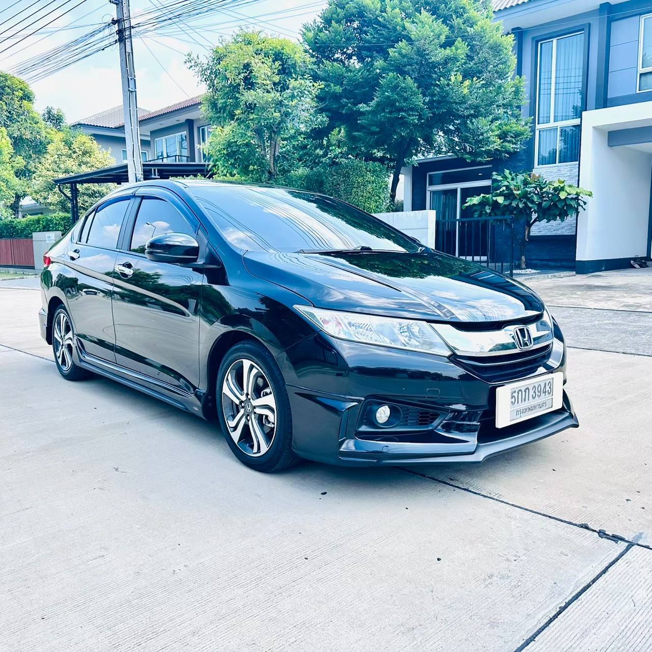 Honda City 1.5SV ปี 2016 
ประวัติศูนย์