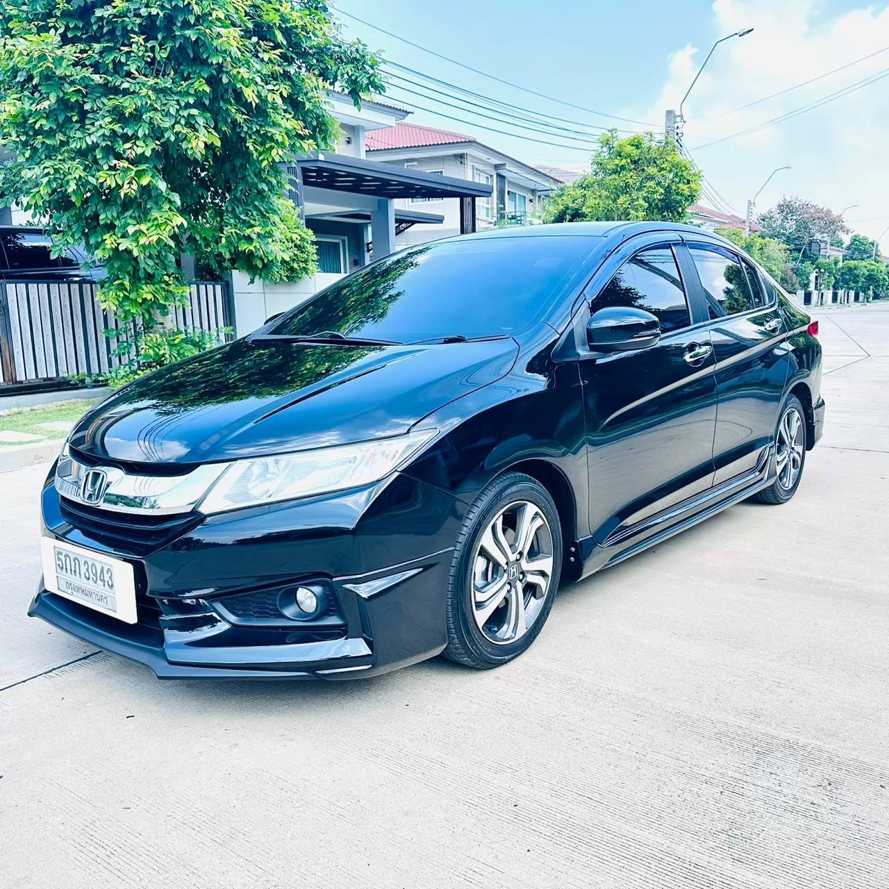 Honda City 1.5SV ปี 2016 
ประวัติศูนย์