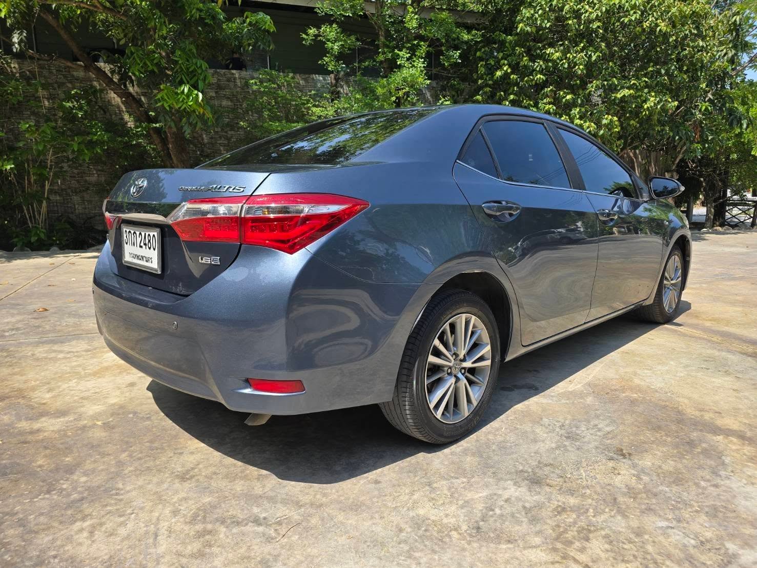 Toyota Altis 1.6 E NGV ปี 2014 ประหยัดสุด CNG โรงงาน Toyota Altis 1.6 E NGV ปี 2014 ประหยัดสุด CNG โรงงาน
