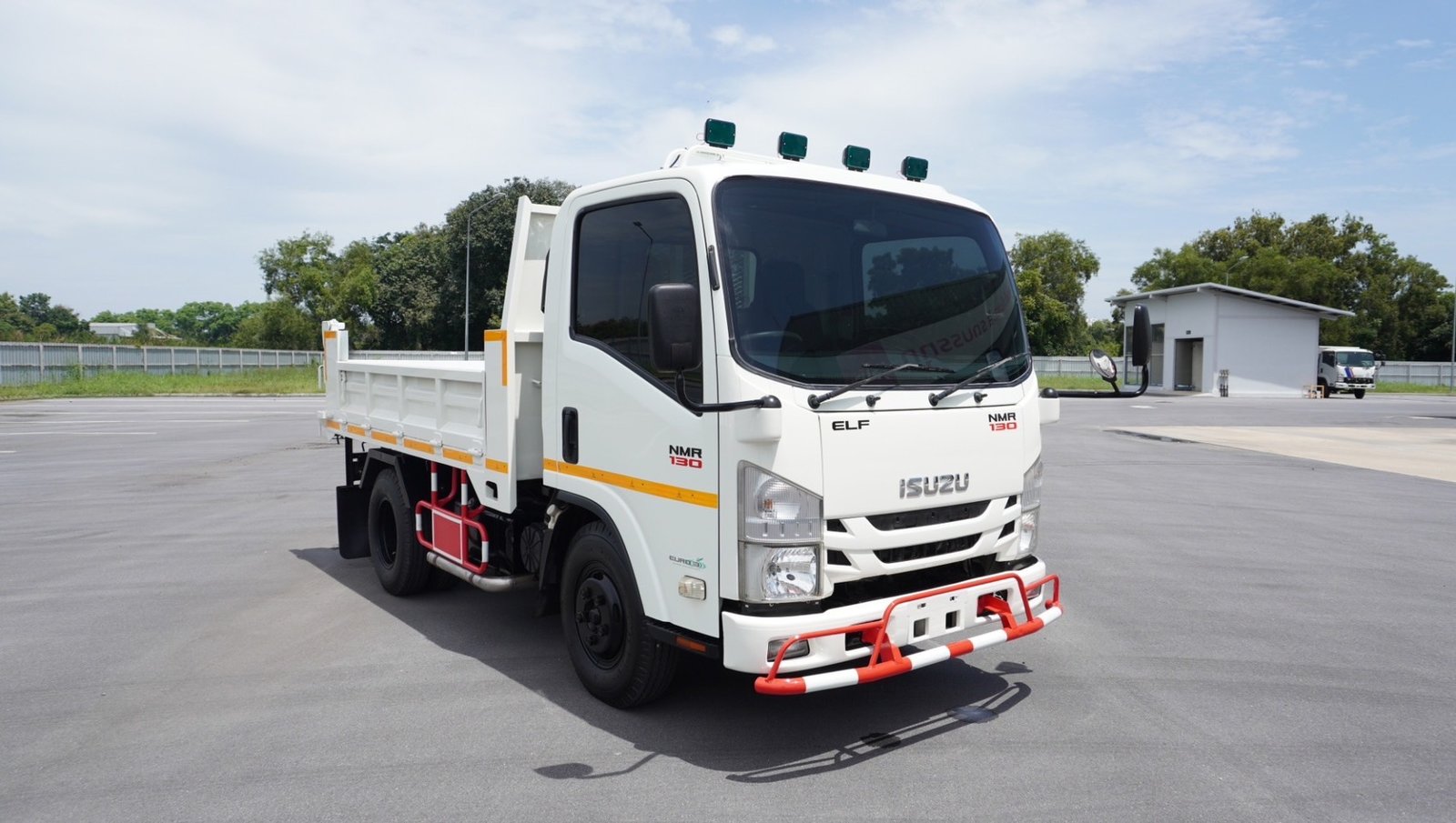 ISUZU NMR130 ดั้มพ์3คิว ปี62 รถสวย พร้อมใช้