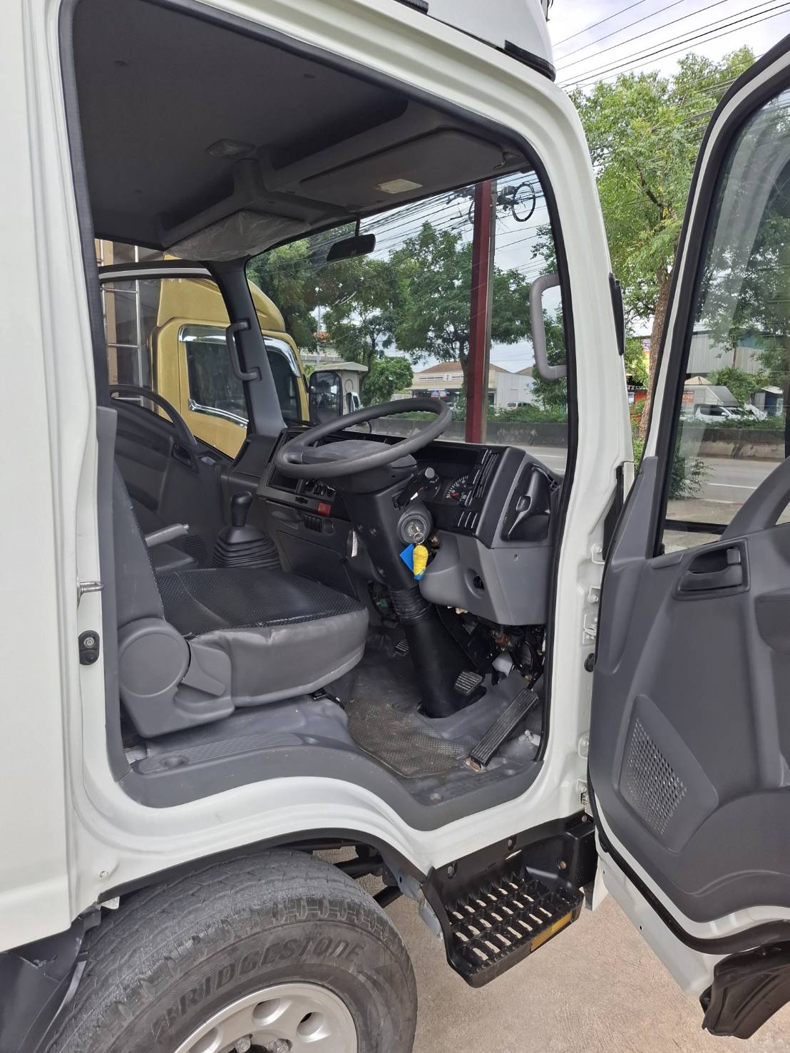 ISUZU NLR130 ปี64 รถสวย พร้อมใช้
