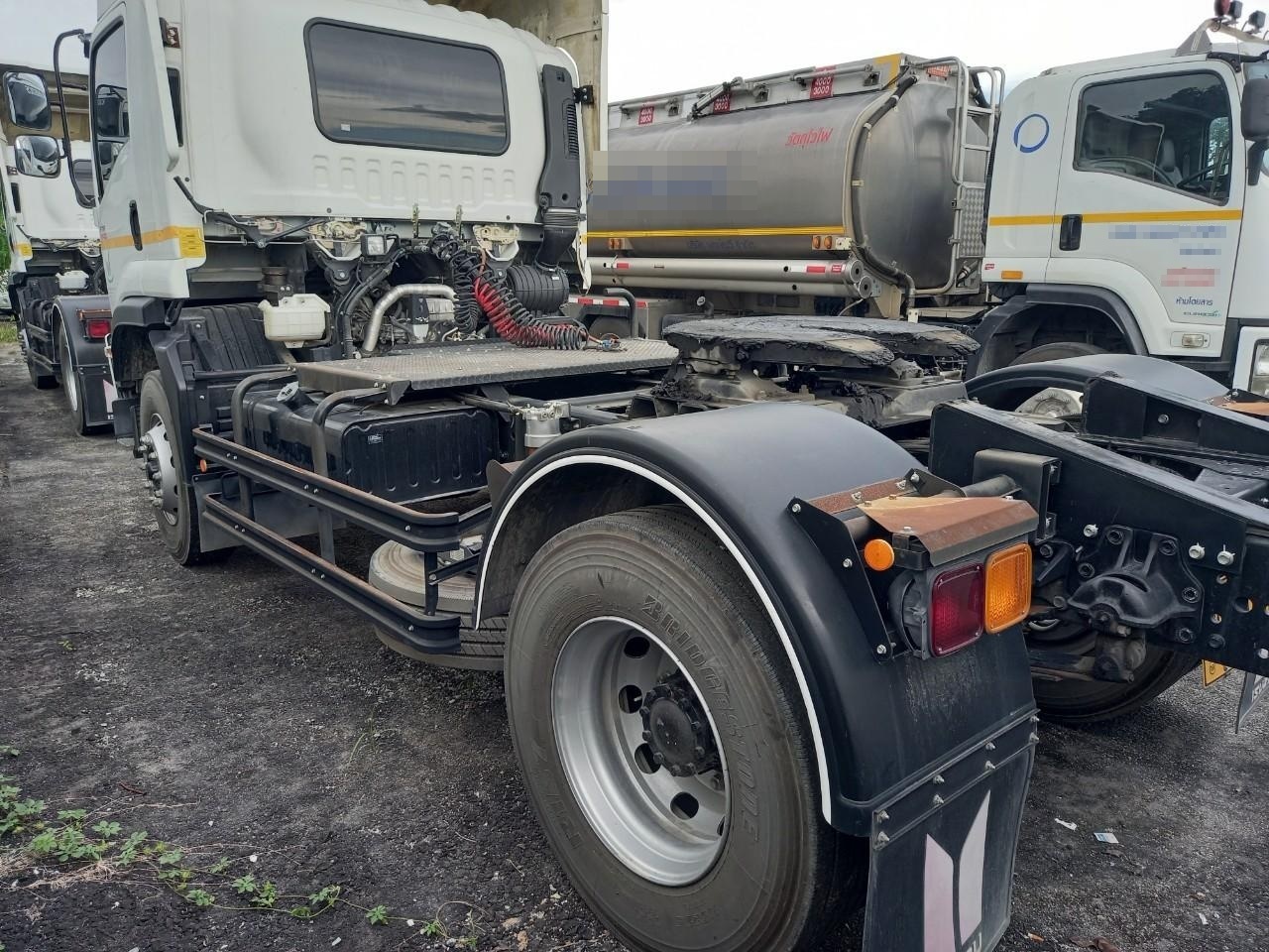 ISUZU FTR240 ปี65 หัวลาก 6ล้อ รถใหม่ สวยพร้อมใช้งาน ISUZU FTR240 ปี65 หัวลาก 6ล้อ รถใหม่ สวยพร้อมใช้งาน