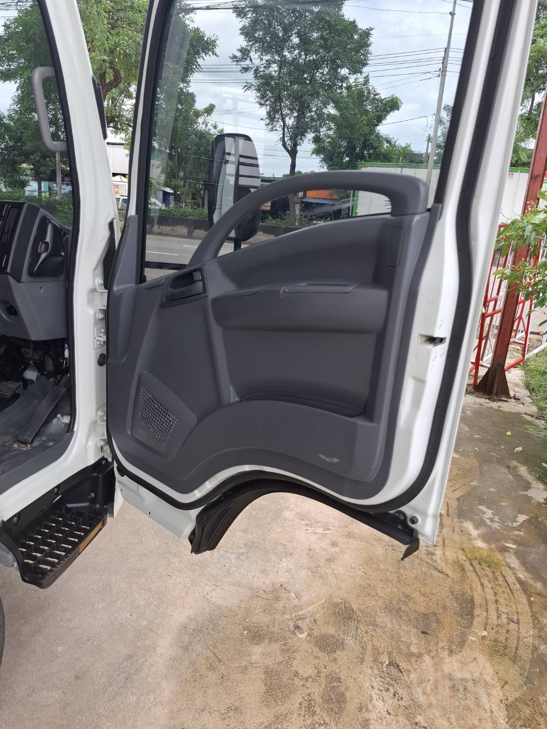ISUZU NLR130 ปี64 รถสวย พร้อมใช้