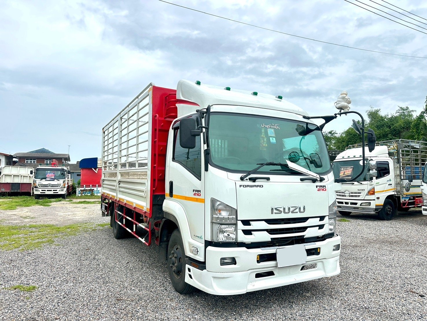 ISUZU FRR210 ปี63 คอกยาว 5.6เมตร ISUZU FRR210 ปี63 คอกยาว 5.6เมตร