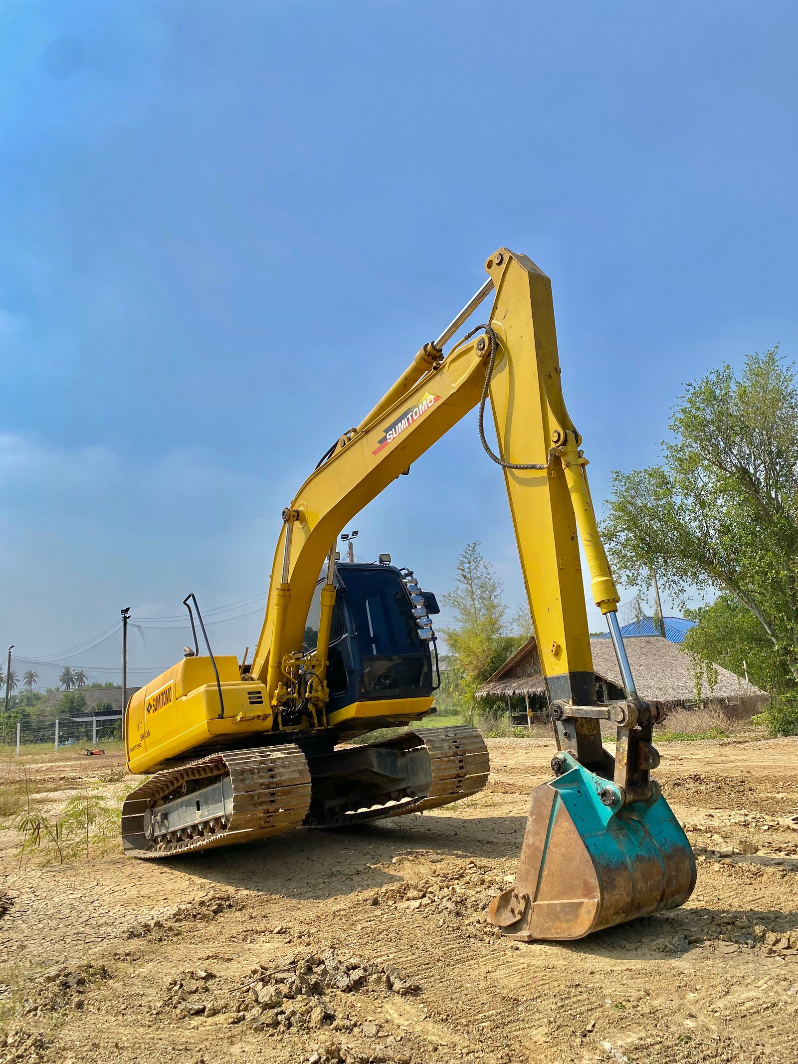 SUMITOMO  SH 130