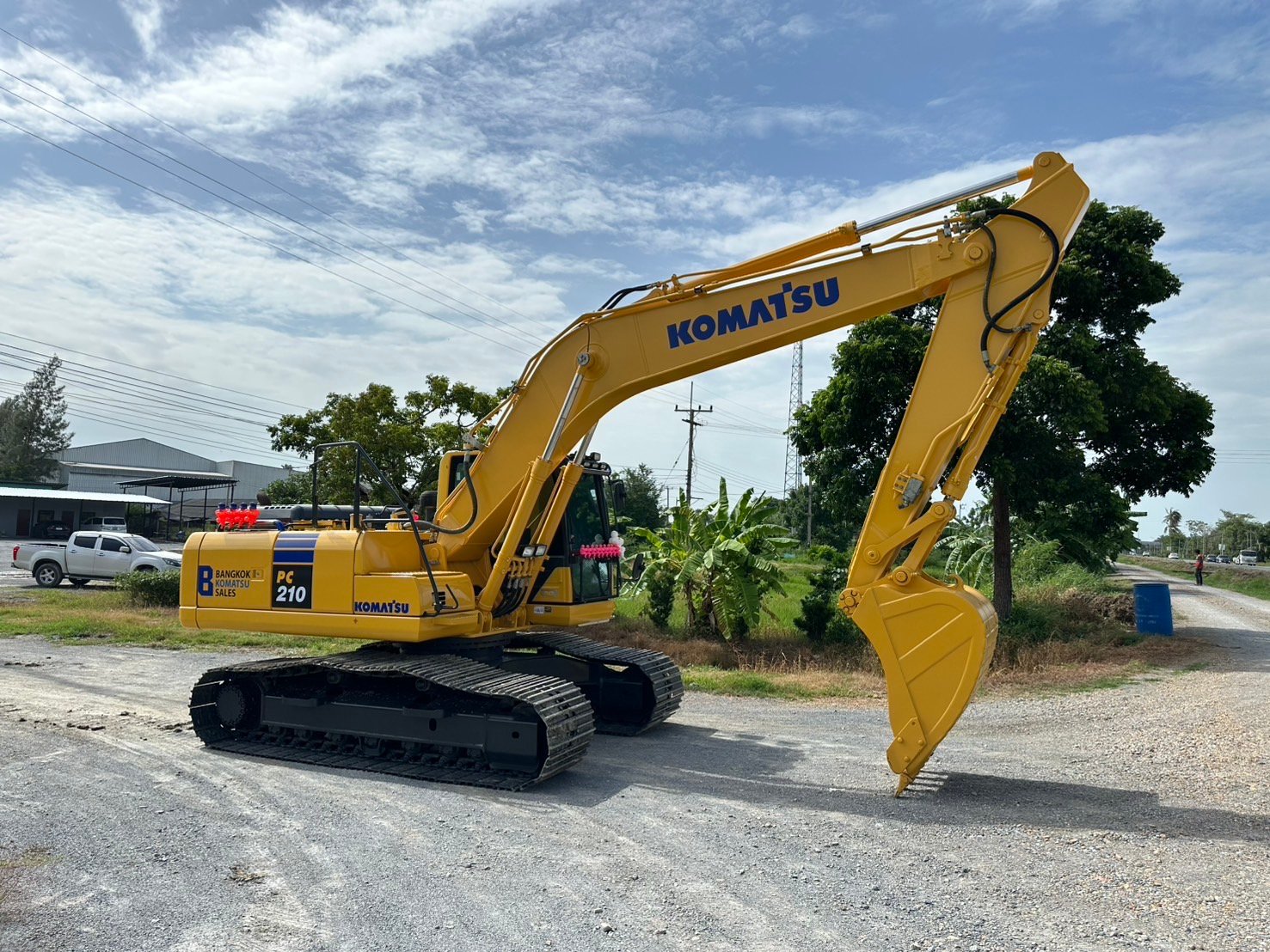 KOMATSU. PC 210-10 1,880,000 พร้อมไลร์แย็ก 5,000 ชม เอกสารแจ้งจำหน่าย KOMATSU. PC 210-10 1,880,000 พร้อมไลร์แย็ก 5,000 ชม เอกสารแจ้งจำหน่าย