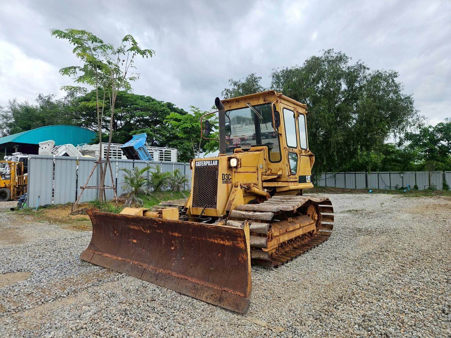 แทรกเตอร์ CAT D3 แทรกเตอร์ CAT D3