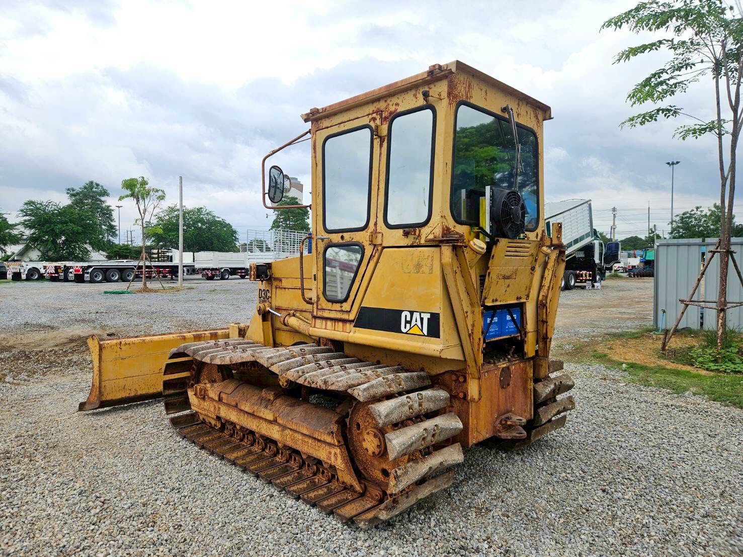 แทรกเตอร์ CAT D3 แทรกเตอร์ CAT D3