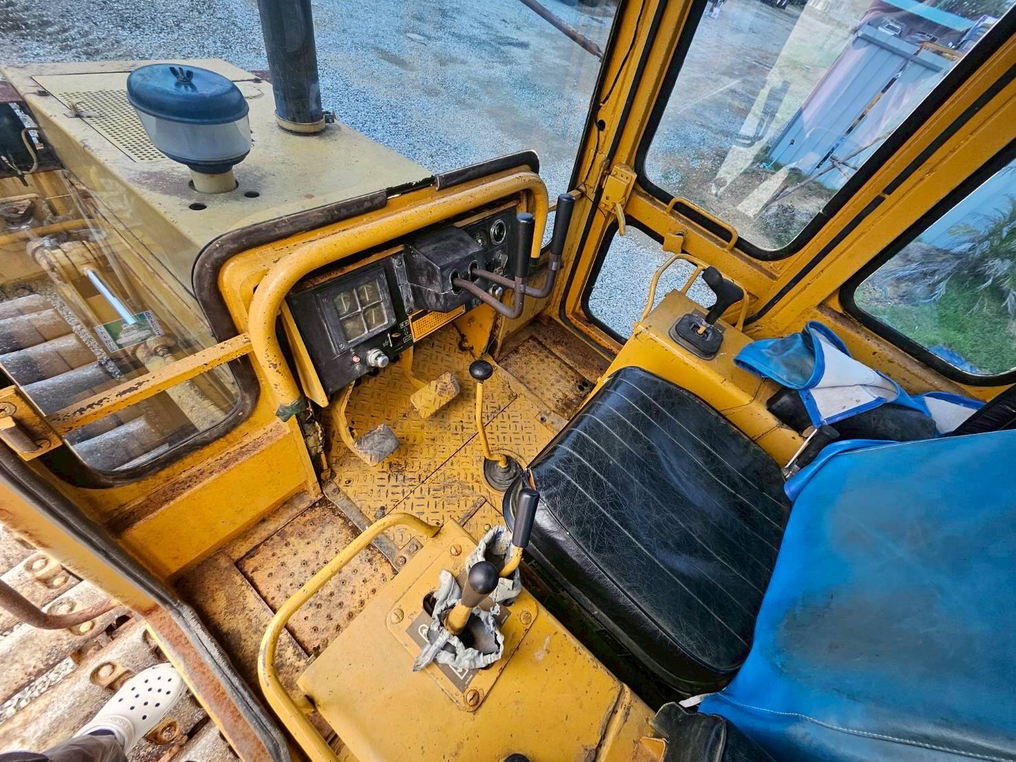 แทรกเตอร์ CAT D3 แทรกเตอร์ CAT D3