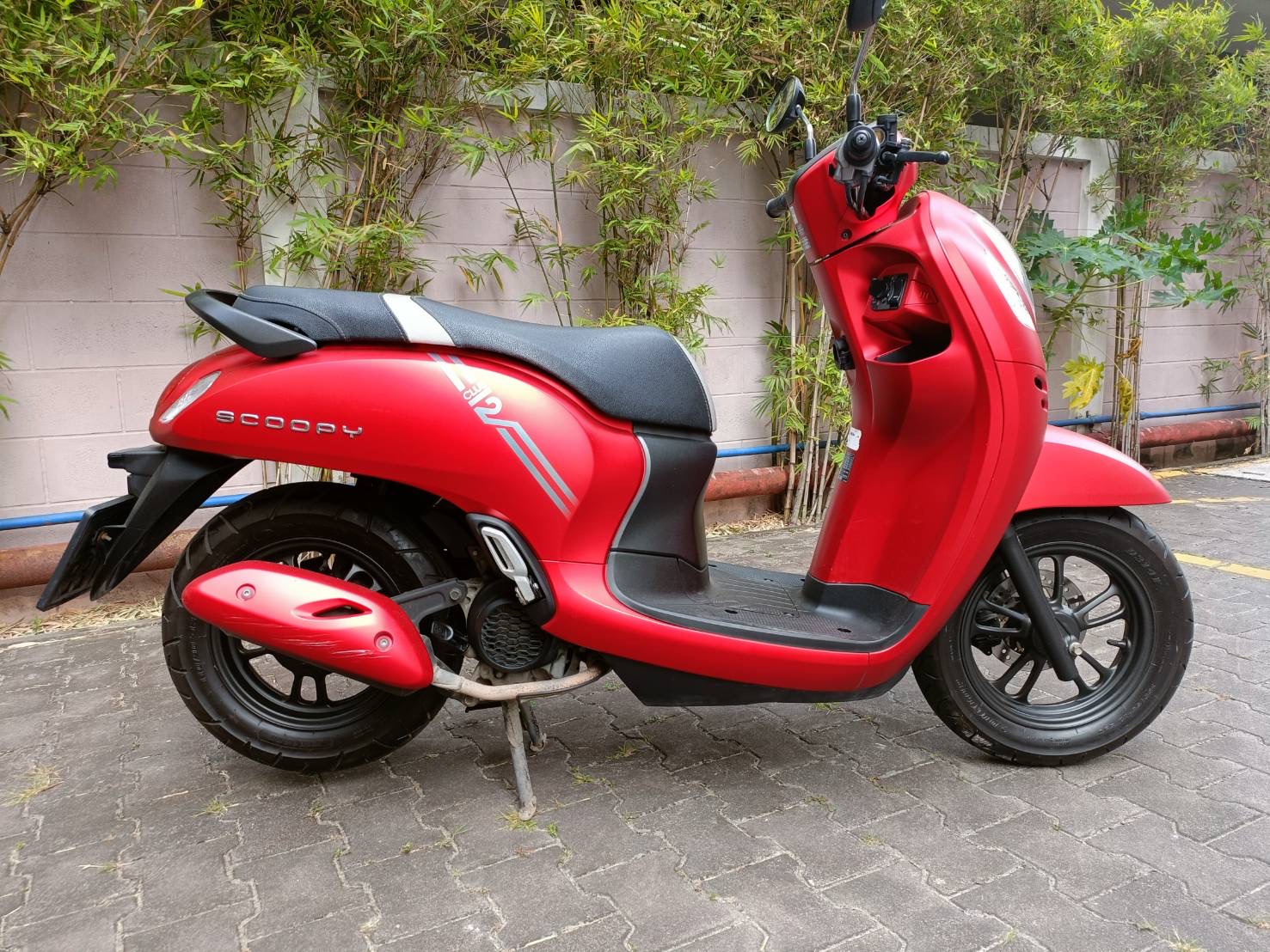 HONDA SCOOPY CLUB 12 COMBI BRAKE