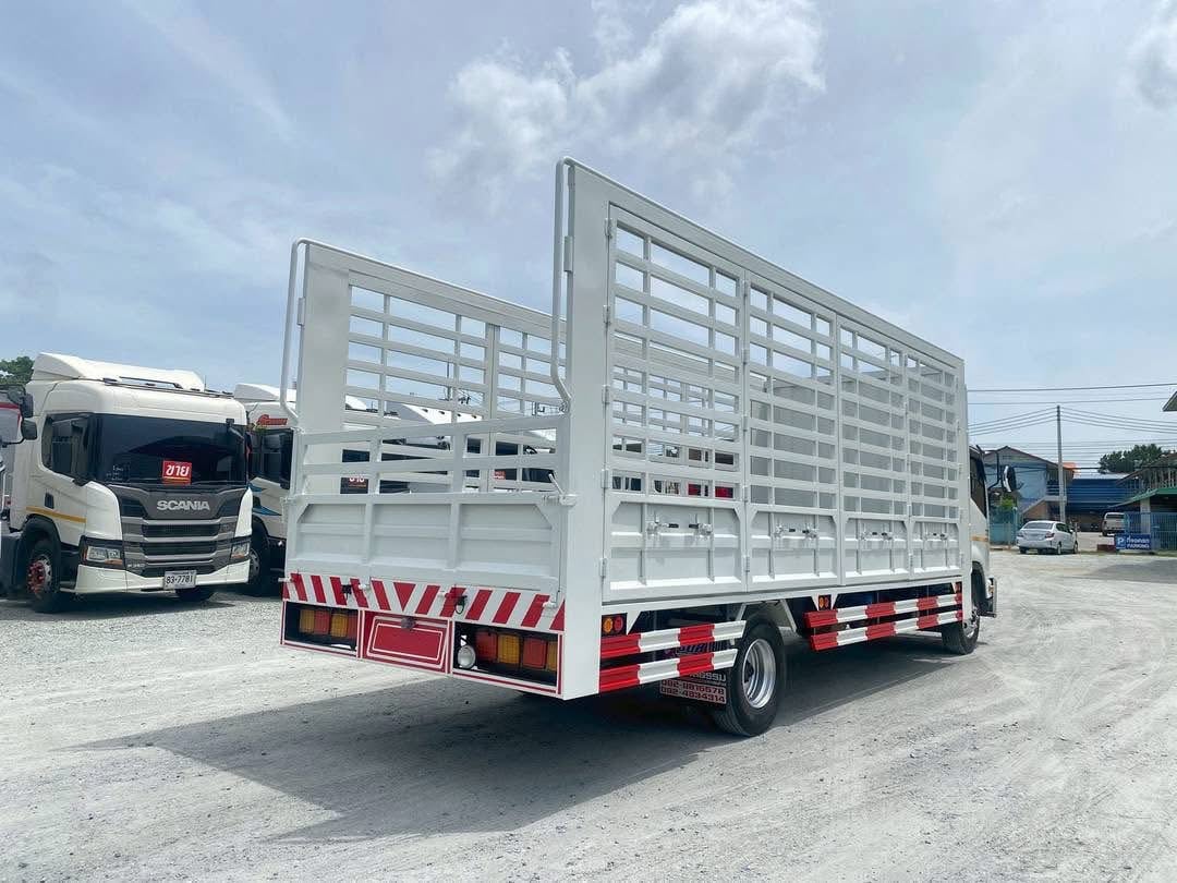 หกล้อคอก ISUZU FRR 210 แรง ปี 65(1694) หกล้อคอก ISUZU FRR 210 แรง ปี 65(1694)