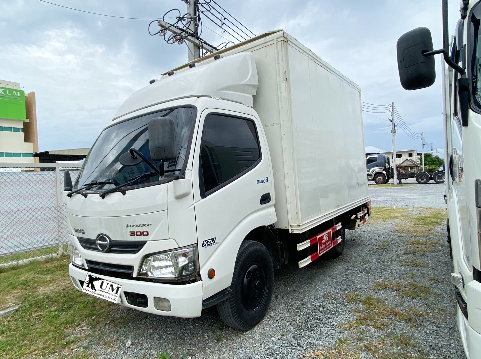 สี่ล้อจัมโบ้ HINO XZU 136แรง ปี 63 (3262) สี่ล้อจัมโบ้ HINO XZU 136แรง ปี 63 (3262)
