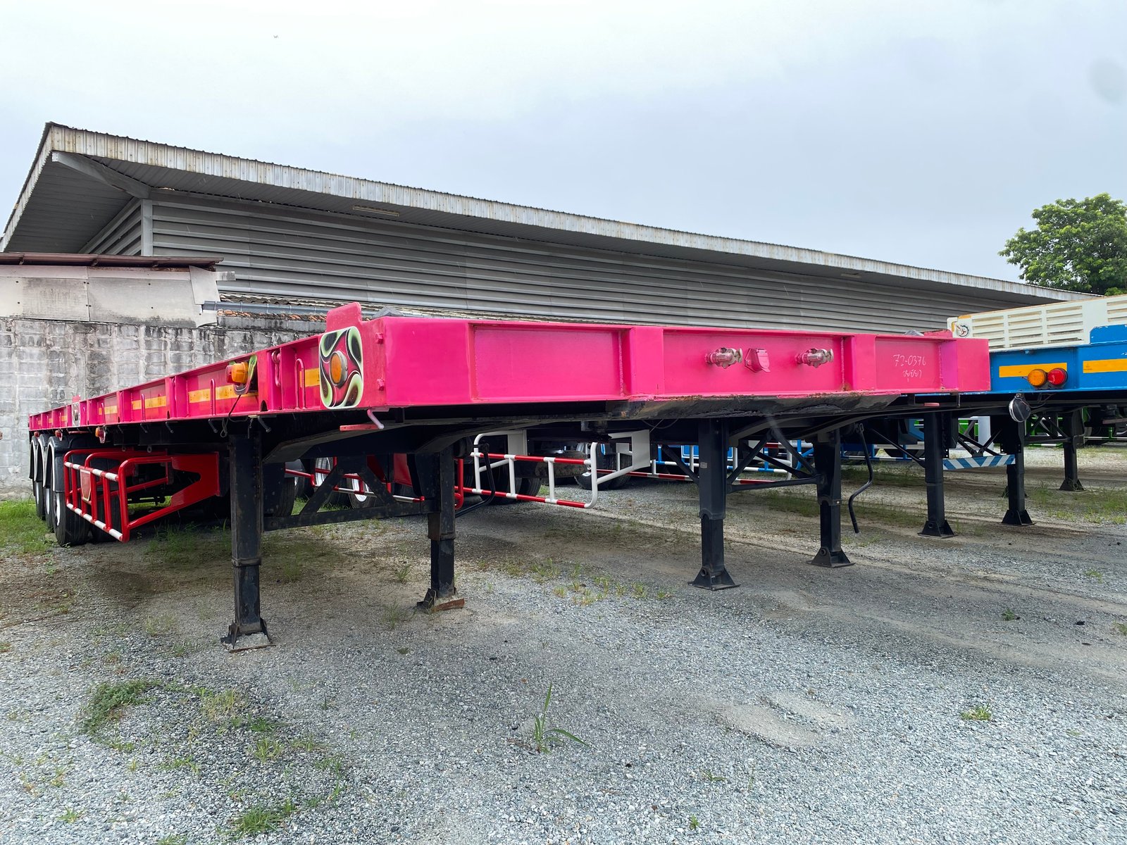 หางพื้นเรียบ สามเพลา อู่เดอะซัน ปี 65(0376) หางพื้นเรียบ สามเพลา อู่เดอะซัน ปี 65(0376)