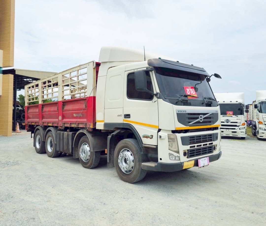 สิบสองล้อคอก VOLVO FM 440 แรง ปี 56(2890)