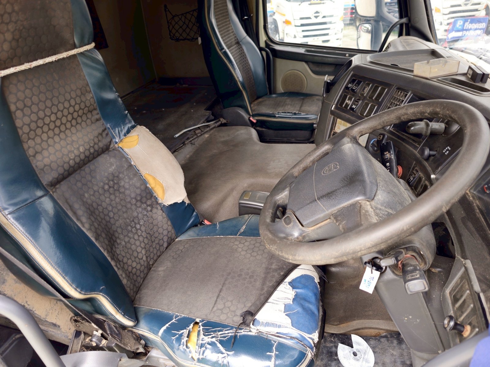 สิบสองล้อคอก VOLVO FM 440 แรง ปี 56(2890)