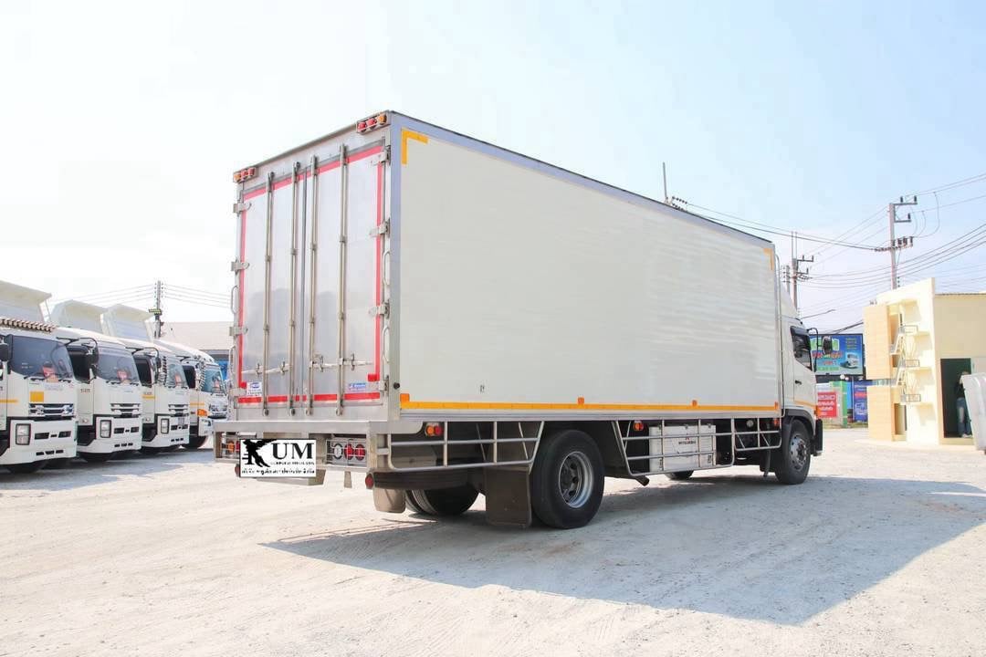 หกล้อตู้เย็น HINO FG8J 240แรง ปี 65 (4212) หกล้อตู้เย็น HINO FG8J 240แรง ปี 65 (4212)