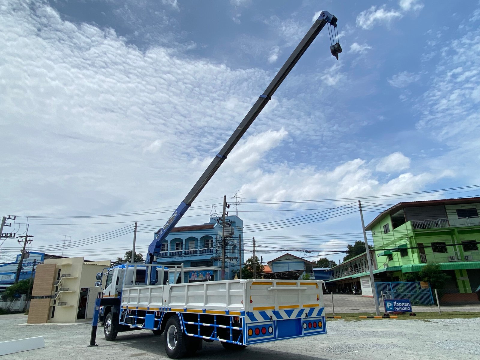 หกล้อเครน ISUZU FTR 240 แรงปี57 (6774)