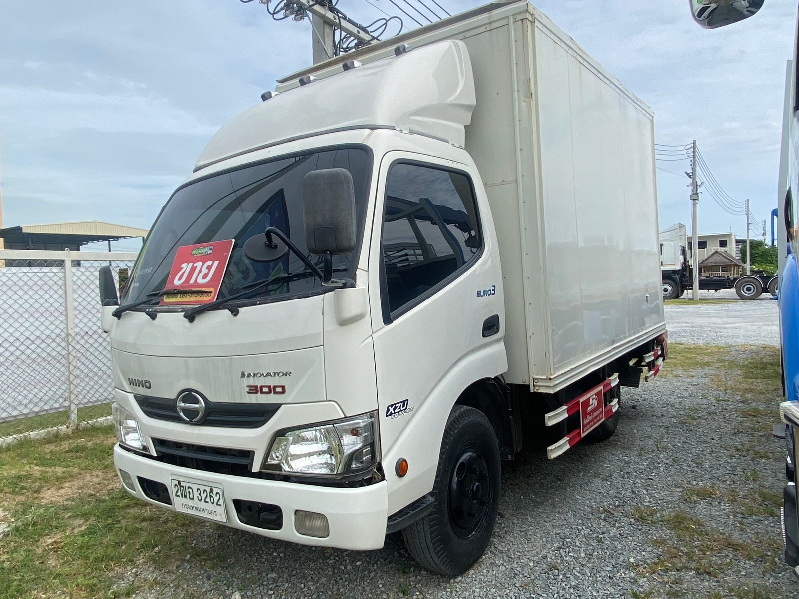 สี่ล้อจัมโบ้ HINO XZU 136แรง ปี 63 (3262)