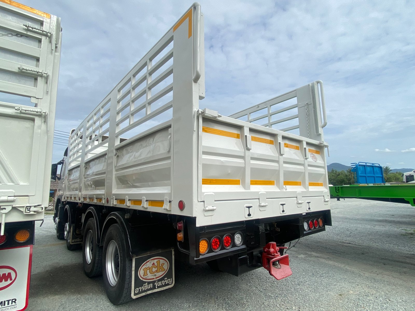 สิบสองล้อคอก VOLVO FM 440 แรง ปี 56(2890) สิบสองล้อคอก VOLVO FM 440 แรง ปี 56(2890)