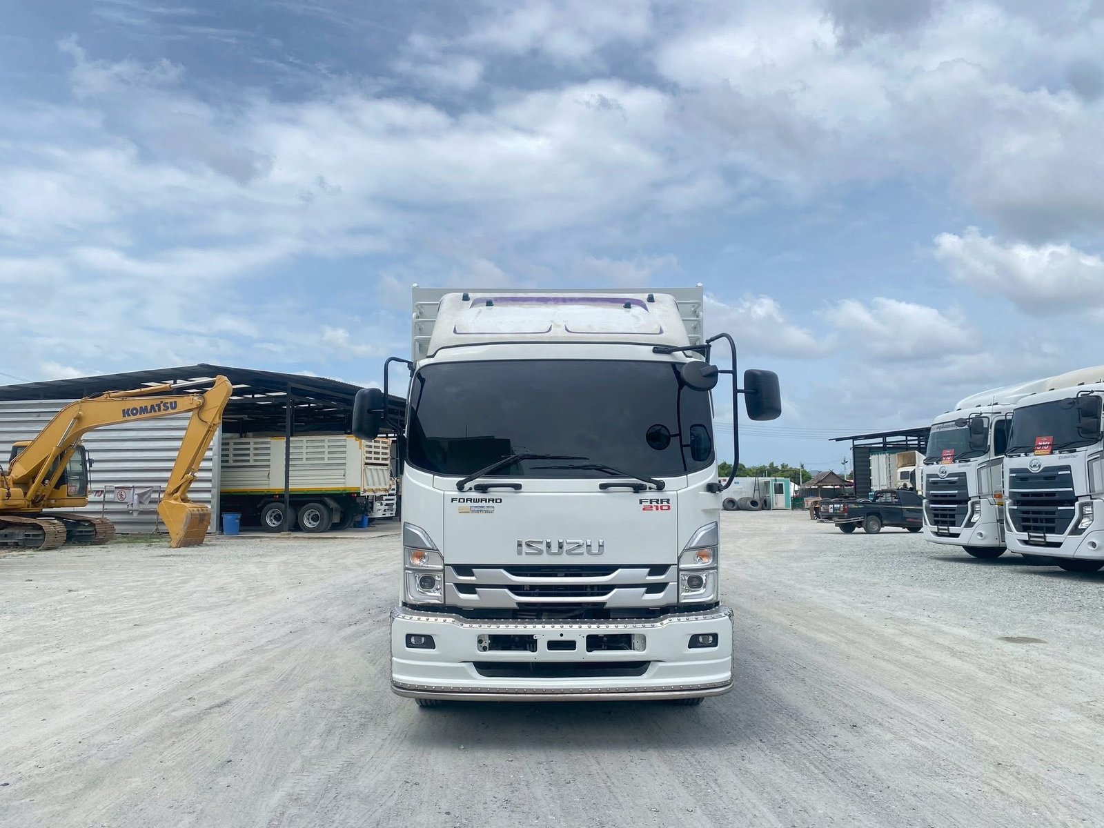 หกล้อคอก ISUZU FRR 210 แรง ปี 65(1694) หกล้อคอก ISUZU FRR 210 แรง ปี 65(1694)