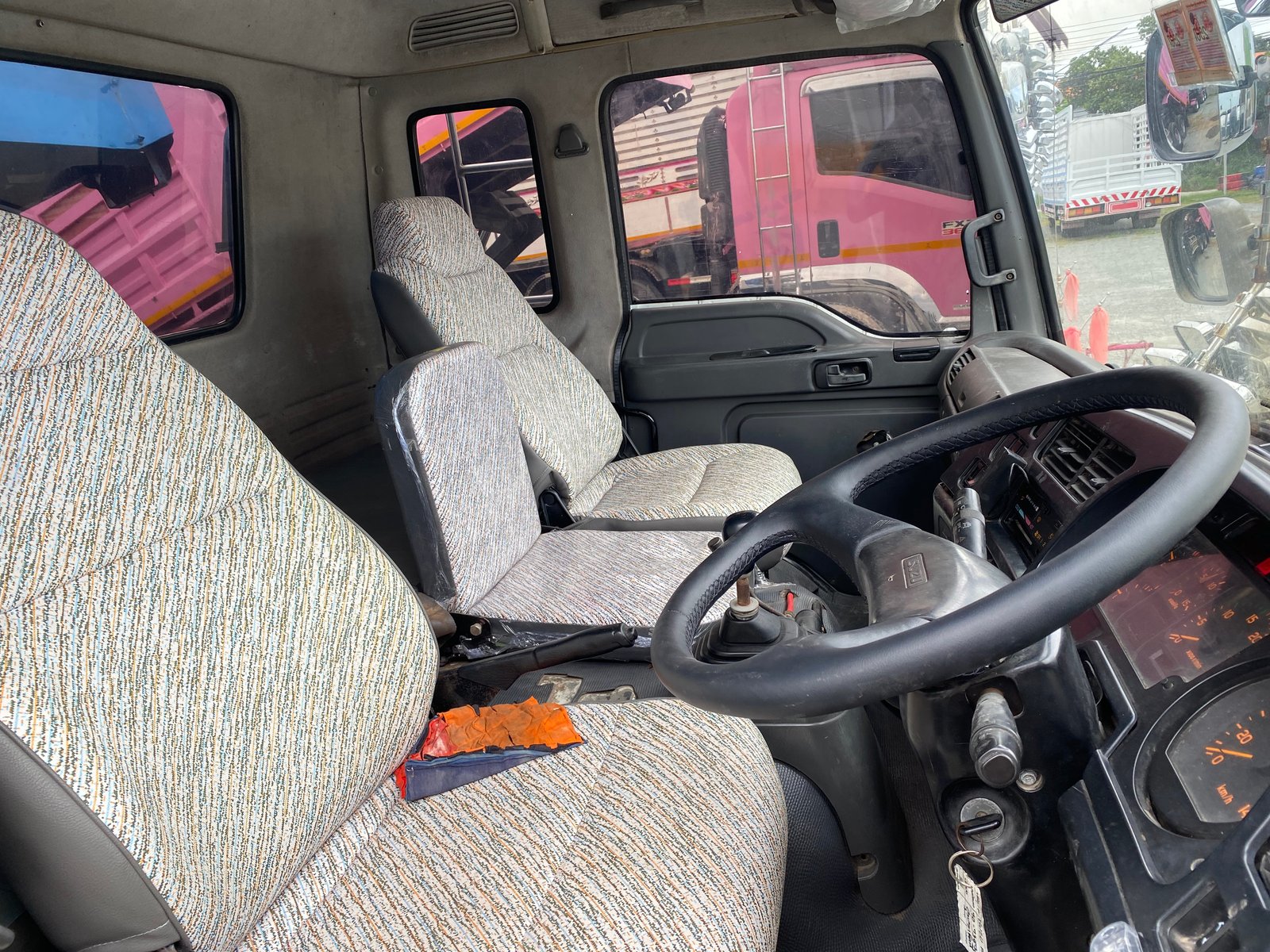สิบล้อดั้มพ์ ISUZU FXZ 320 แรง ปี 51(7387)