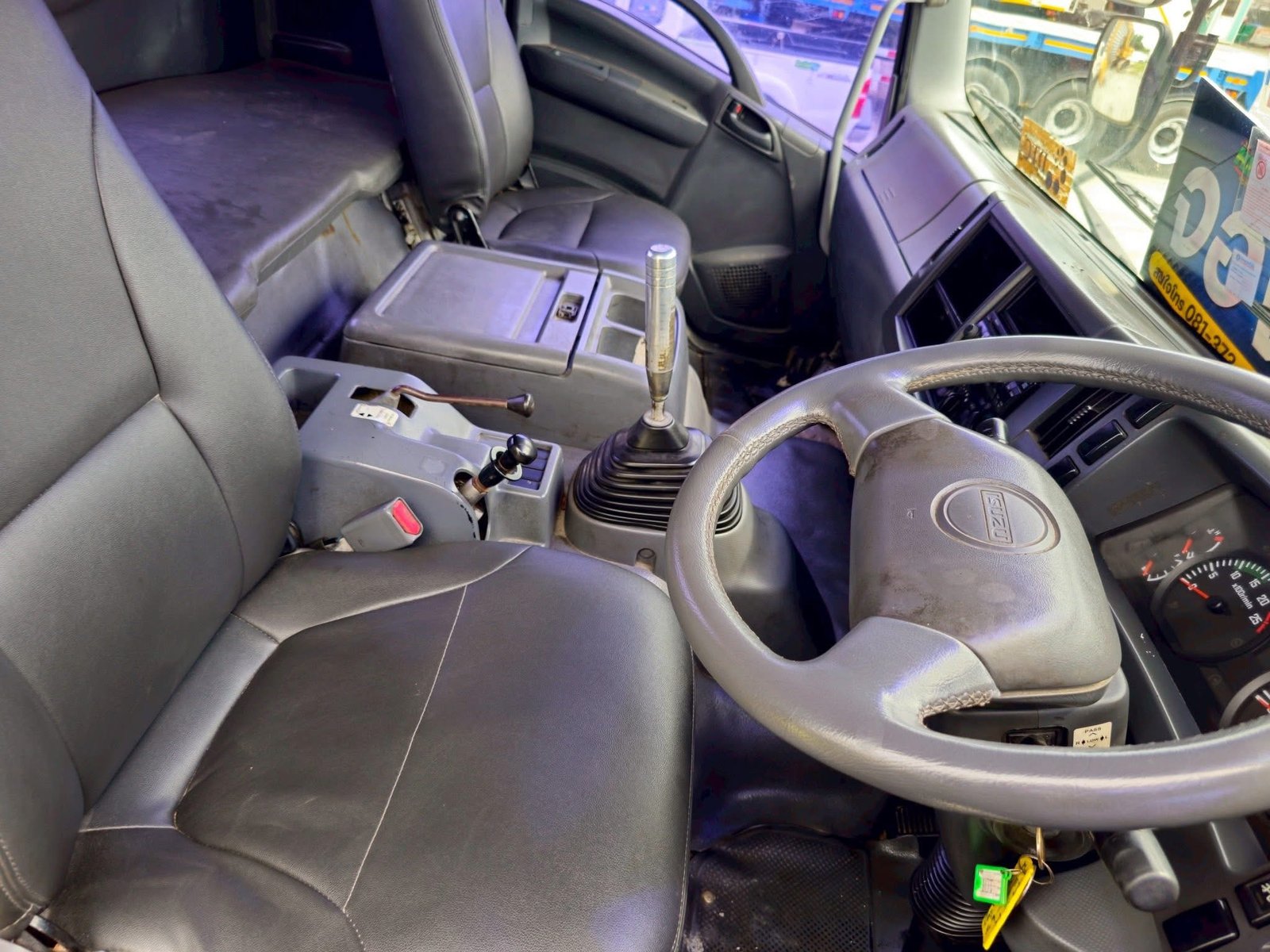 สิบล้อหัวลาก ISUZU GXZ 360 แรง ปี 55(6863) สิบล้อหัวลาก ISUZU GXZ 360 แรง ปี 55(6863)