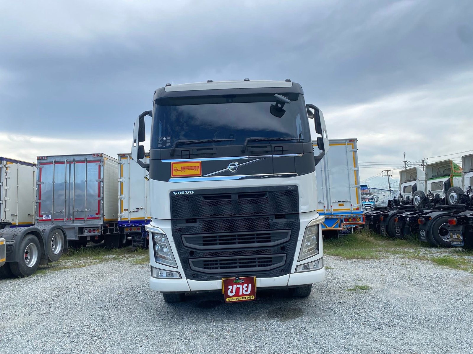 สิบล้อหัวลาก VOLVO FH 440 แรง ปี 61(4395)