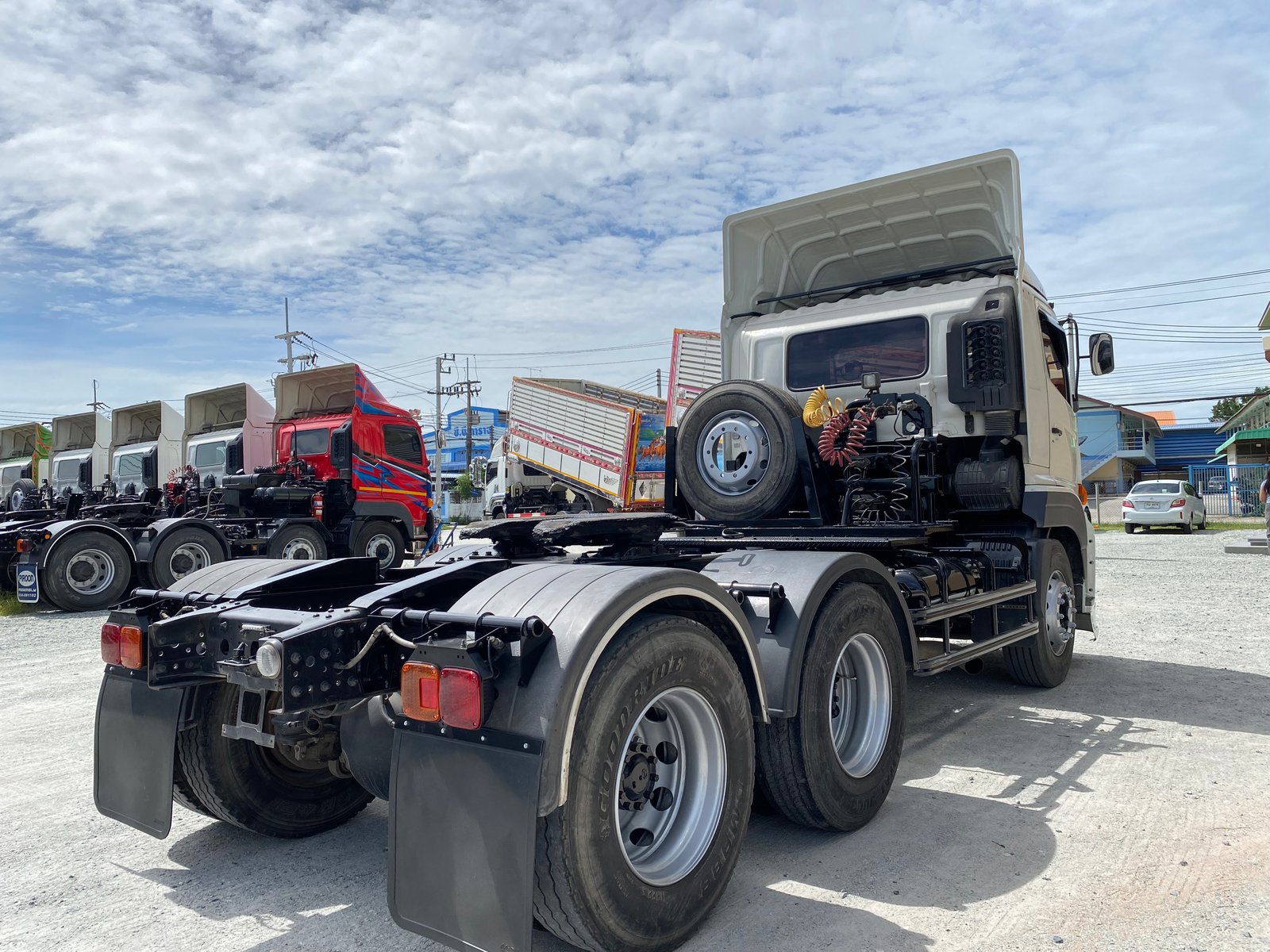 สิบล้อหัวลาก HINO FM1A 344 แรง ปี59(3875) สิบล้อหัวลาก HINO FM1A 344 แรง ปี59(3875)