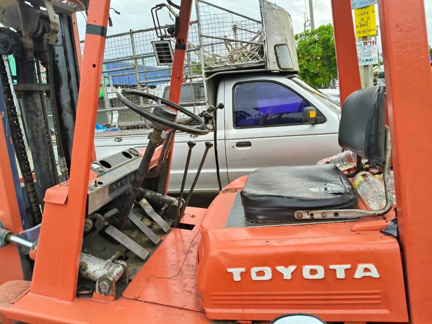 ขายรถโฟล์คลิฟท์ toyota ขนาด 2 ตัน