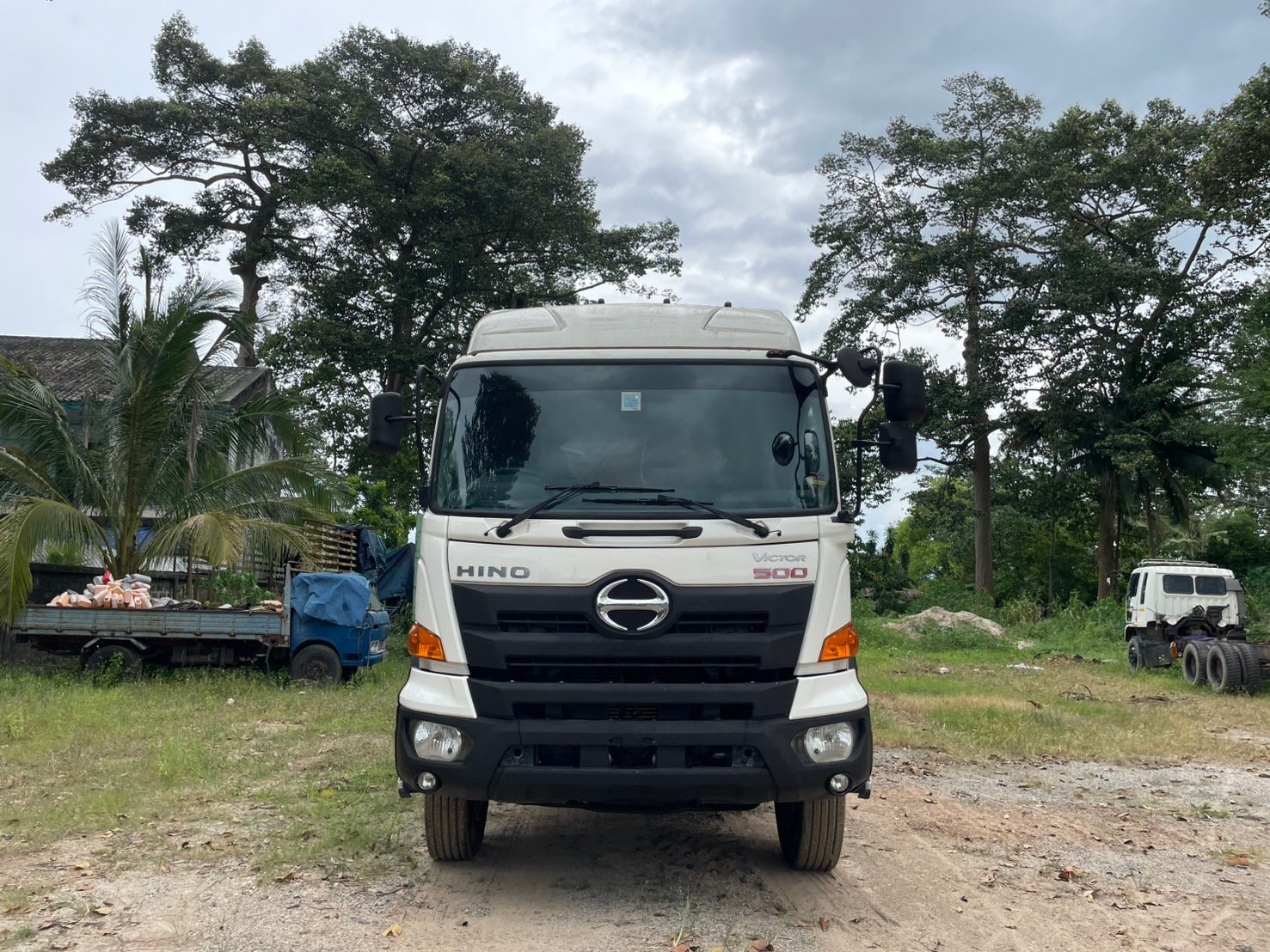 ขายรถสิบล้อ hino 380 แรง