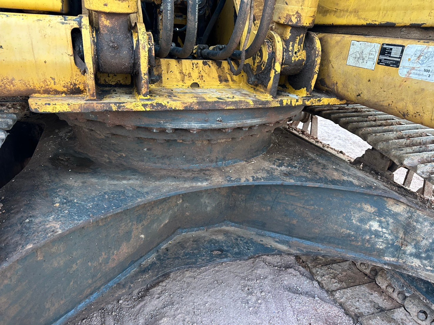 ขายรถ KOMATSU PC 200-8