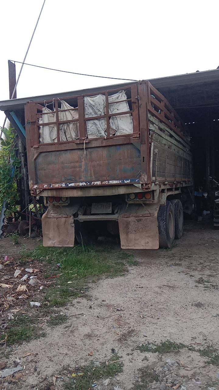 ขายรถสิบล้อ hino 1 6 8