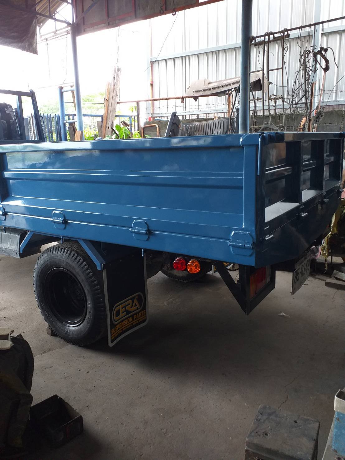 ขายรถ 6 ล้อ isuzu NPR 115 แรง