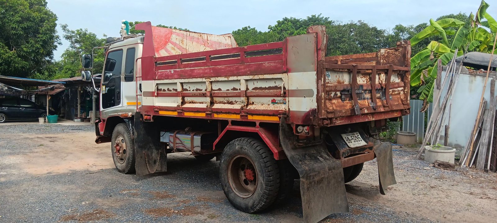 ขายรถ 6 ล้อดั้ม isuzu 195 ขายรถ 6 ล้อดั้ม isuzu 195