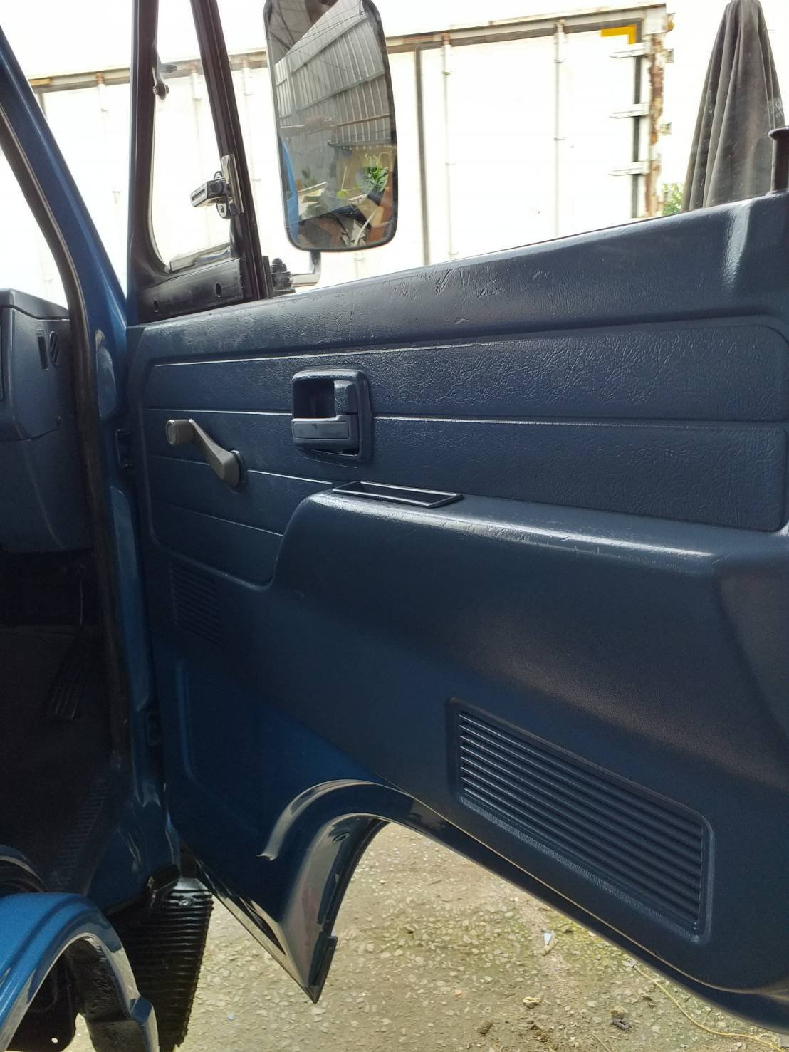 ขายรถ 6 ล้อ isuzu NPR 115 แรง