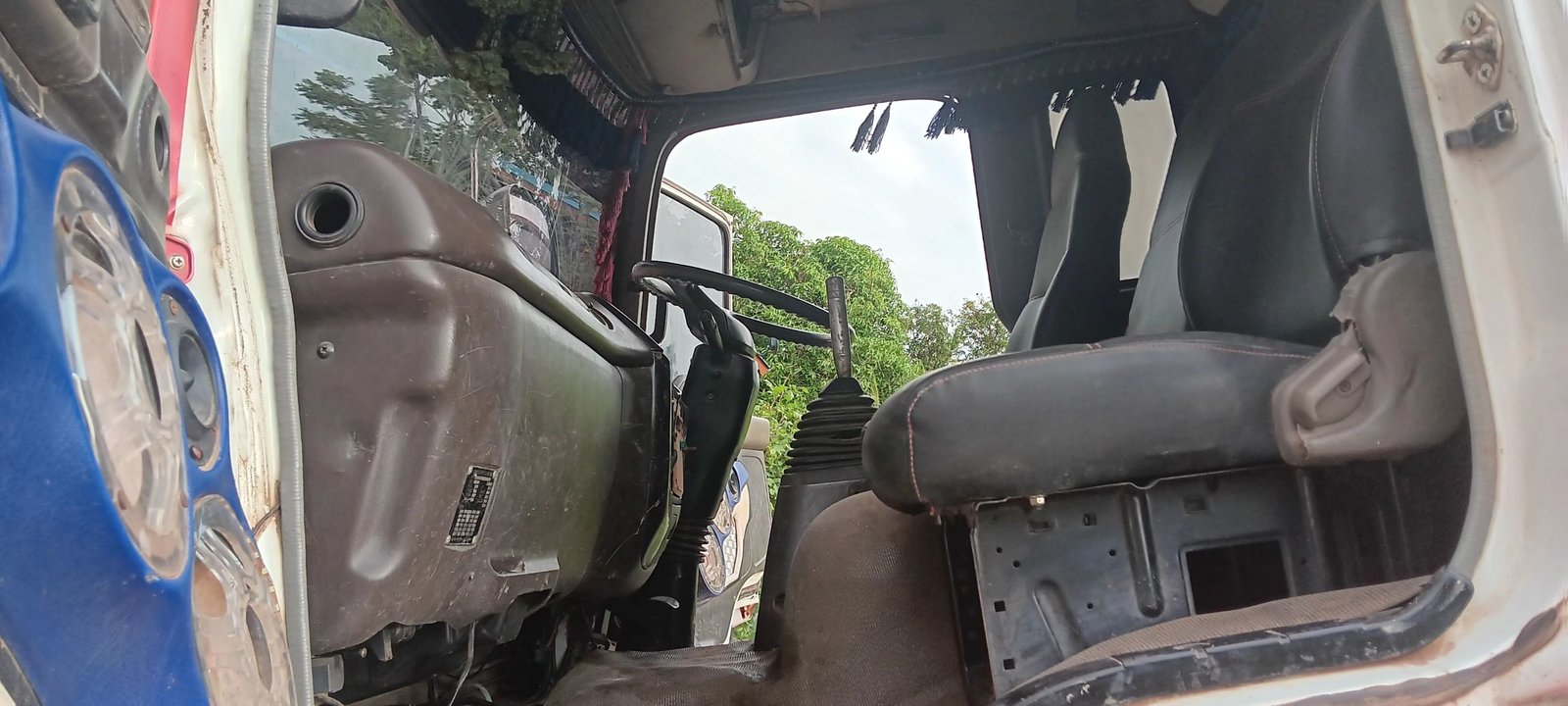 ขายรถ 6 ล้อดั้ม isuzu 195