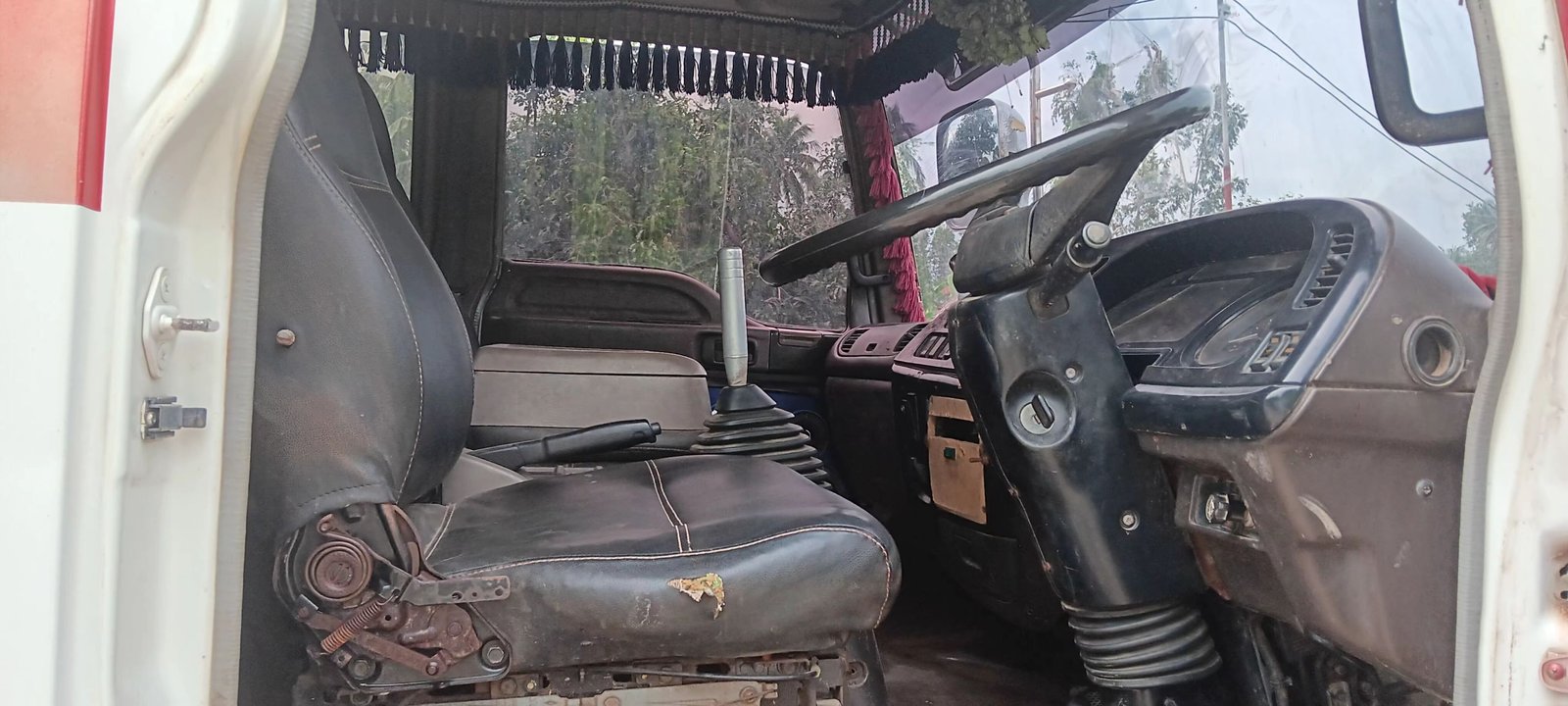 ขายรถ 6 ล้อดั้ม isuzu 195 ขายรถ 6 ล้อดั้ม isuzu 195