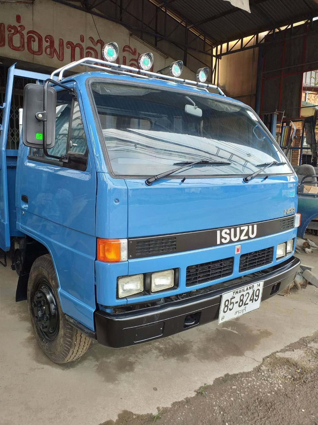 ขายรถ 6 ล้อ isuzu NPR 115 แรง ขายรถ 6 ล้อ isuzu NPR 115 แรง