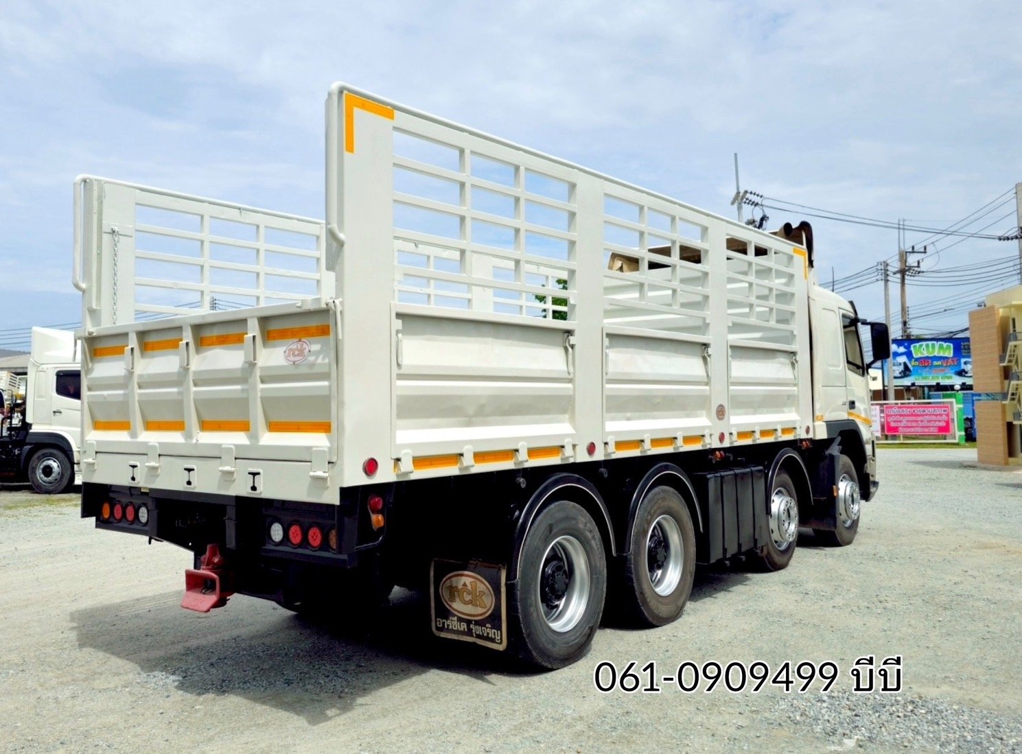 สิบสองล้อกระบะคอก Volvo FM 440 แรงม้า ปี 2556 (2890) สิบสองล้อกระบะคอก Volvo FM 440 แรงม้า ปี 2556 (2890)
