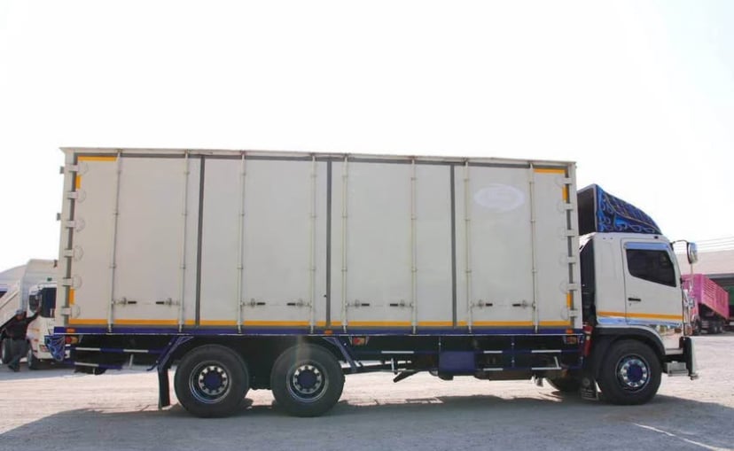 สิบล้อตู้สิบบาน HINO FL8J 260 แรง ปี 2564(6127)