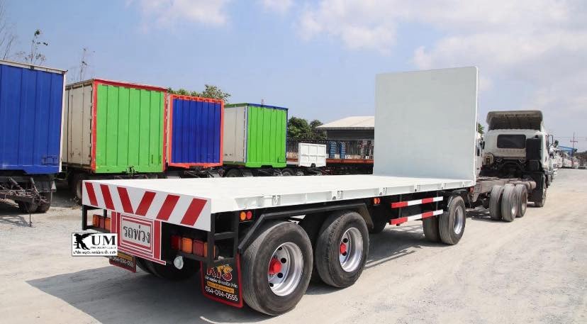 หางพื้นเรียบ สามเพลา อู่.ssk ปี 60 (3648) หางพื้นเรียบ สามเพลา อู่.ssk ปี 60 (3648)