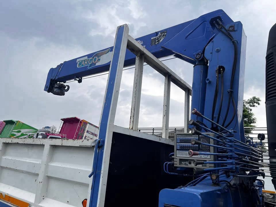 หกล้อเครน ISUZU FTR 240 แรงม้า ปี 57 (6774) หกล้อเครน ISUZU FTR 240 แรงม้า ปี 57 (6774)