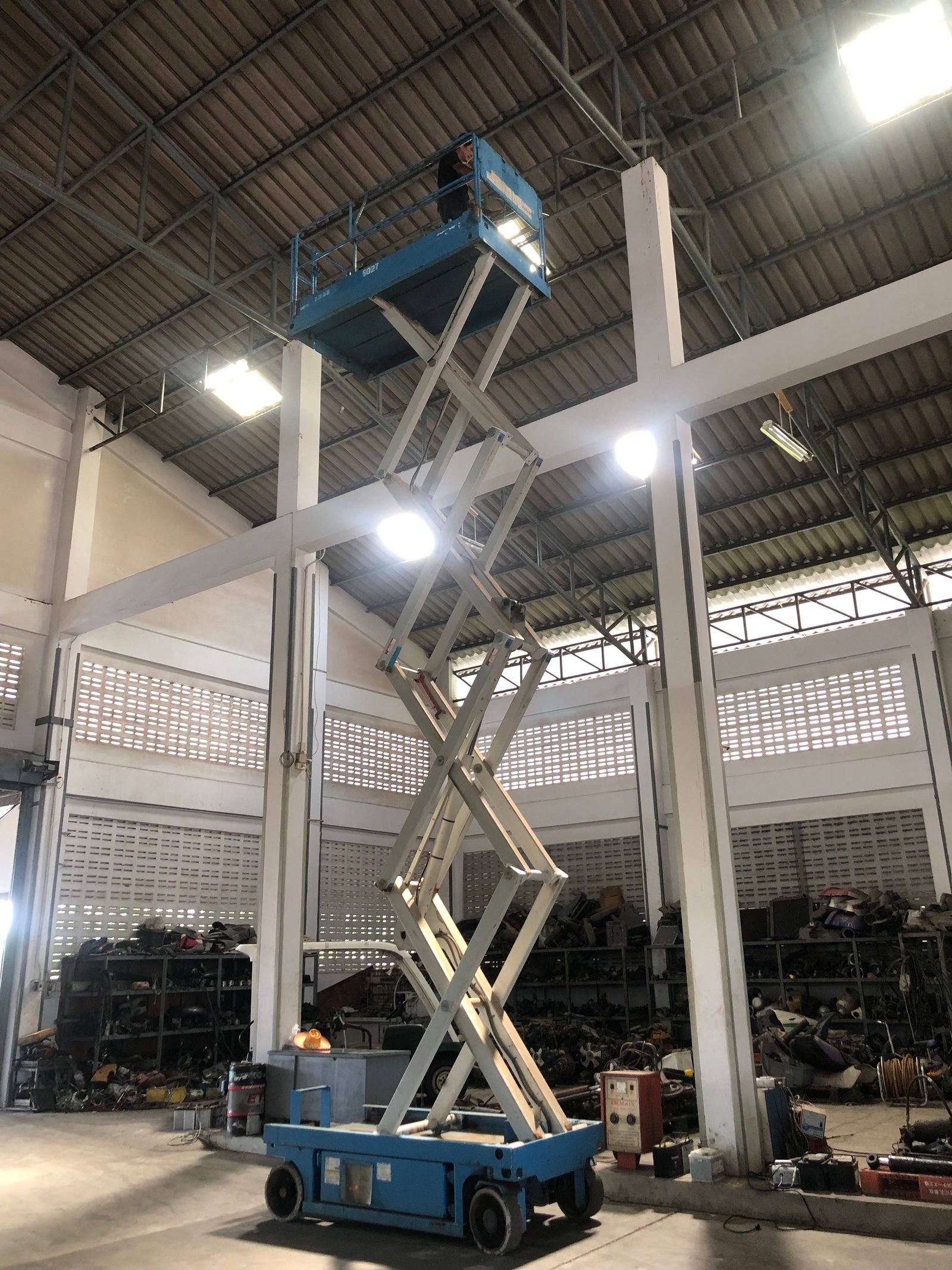 Scissor Lift Smac รุ่น XH-80 Scissor Lift Smac รุ่น XH-80