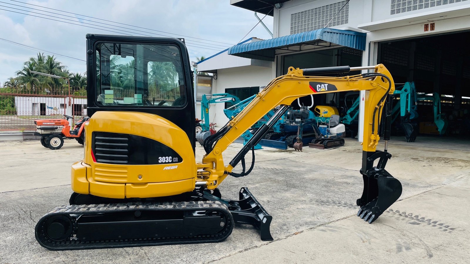 🇯🇵🚜รถขุด CAT 303C CR มีเก๋ง มือสอง นำเข้าจากญี่ปุ่น 🚜🇯🇵
