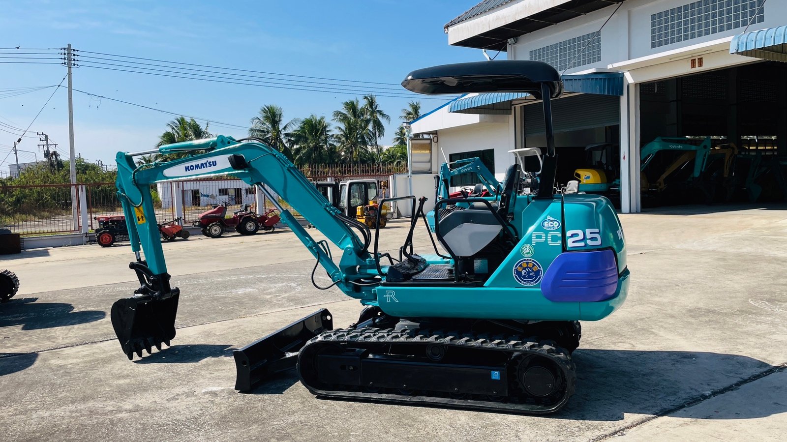 🇯🇵🚜 รถขุด Komatsu PC25-1 มือสองนำเข้าจากญี่ปุ่น ทำสีใหม่ พร้อมใช้งาน🇯🇵🚜