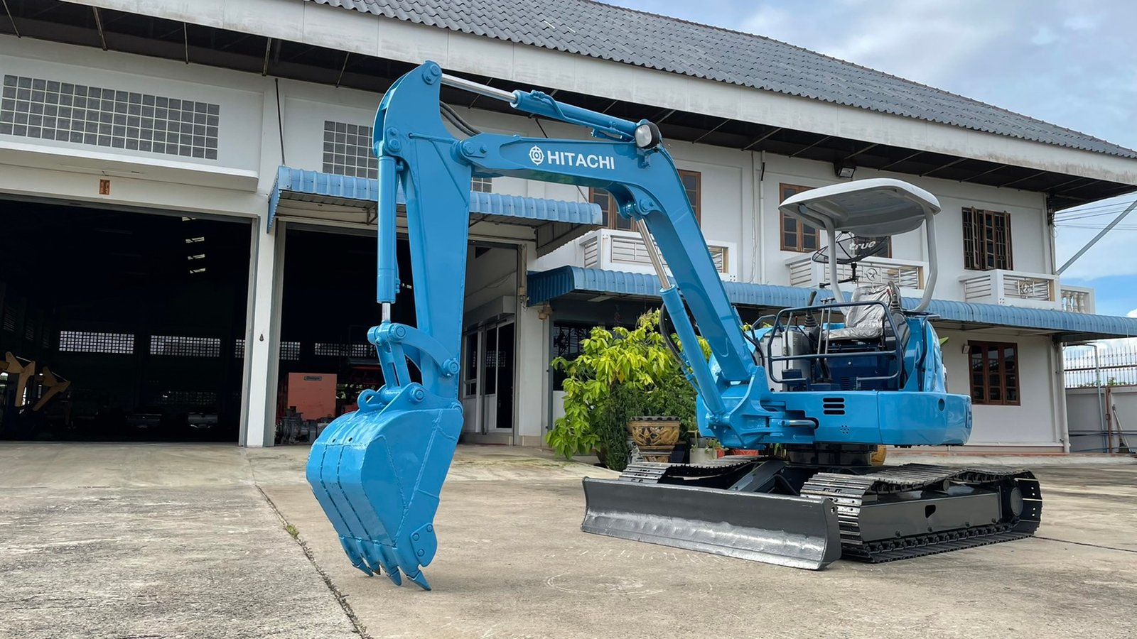 รถขุด Hitachi EX40U มือสอง นำเข้าจากญี่ปุ่น