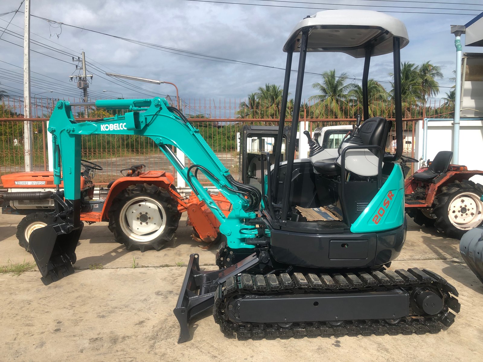 🇯🇵🚜รถขุด Kobelco SK20SR มือสอง นำเข้าจากญี่ปุ่น 🚜🇯🇵 🇯🇵🚜รถขุด Kobelco SK20SR มือสอง นำเข้าจากญี่ปุ่น 🚜🇯🇵