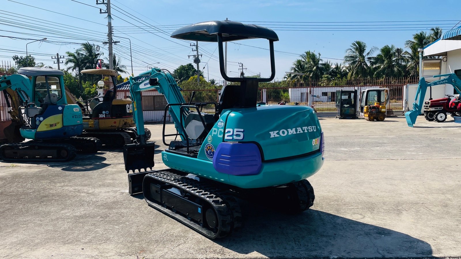 🇯🇵🚜 รถขุด Komatsu PC25-1 มือสองนำเข้าจากญี่ปุ่น ทำสีใหม่ พร้อมใช้งาน🇯🇵🚜
